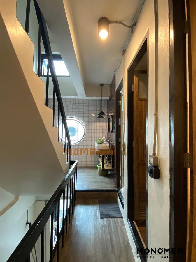Monomer Hostel Бангкок Екстер'єр фото