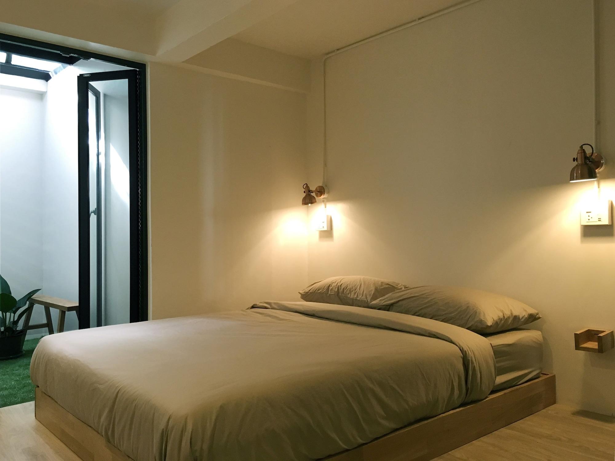 Monomer Hostel Бангкок Екстер'єр фото