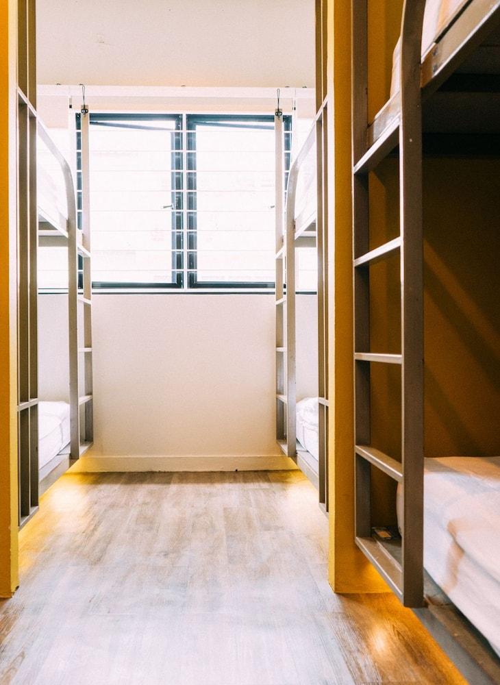 Monomer Hostel Бангкок Екстер'єр фото