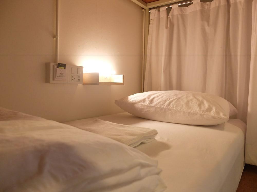Monomer Hostel Бангкок Екстер'єр фото
