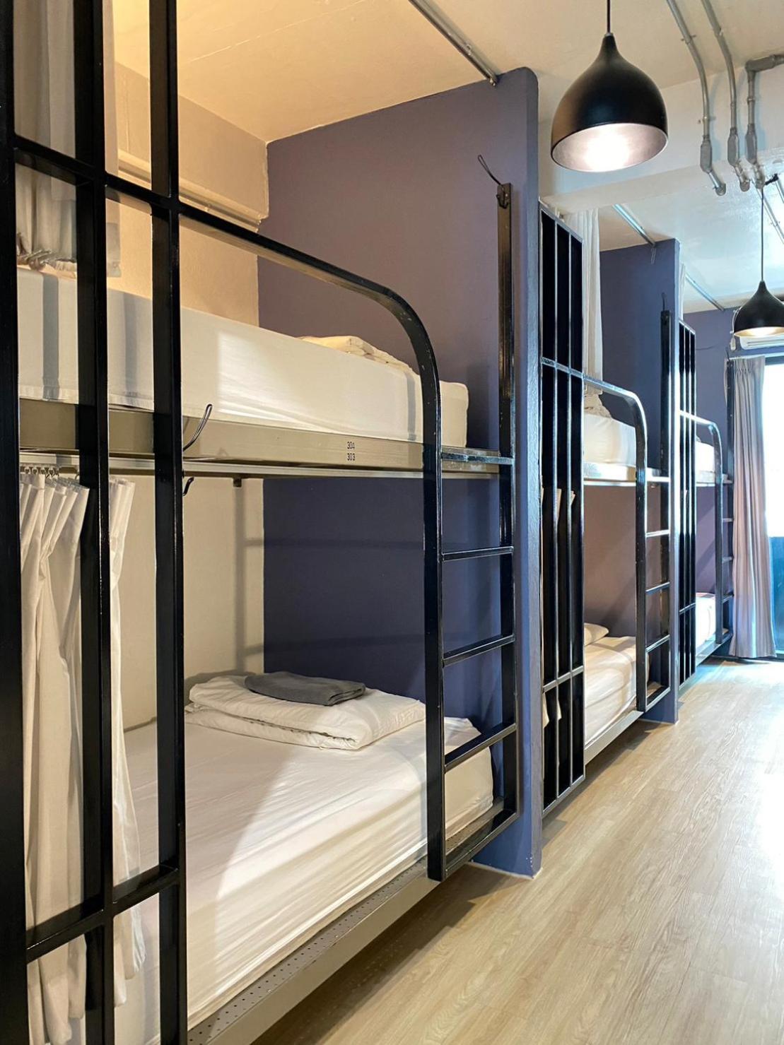 Monomer Hostel Бангкок Екстер'єр фото