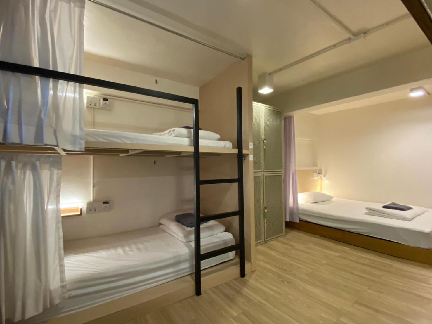 Monomer Hostel Бангкок Екстер'єр фото